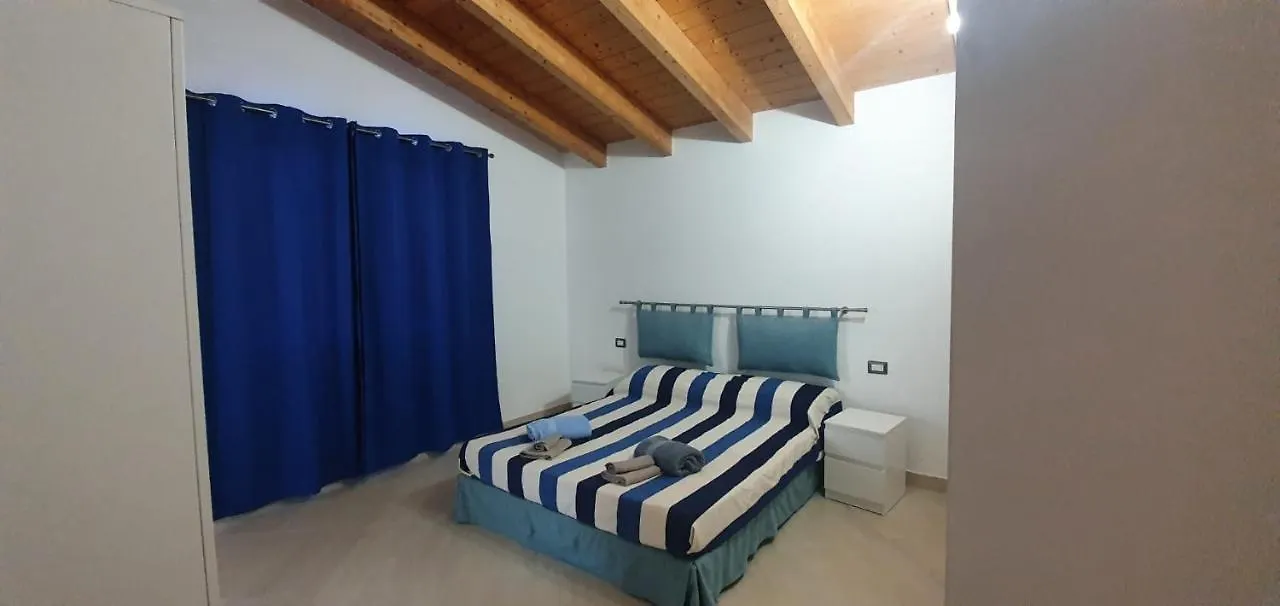 Проживание в семье Villa Пишинас Италия
